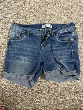 No Boundaries Dark Wash Rolled Cuff Denim Shorts - Blue